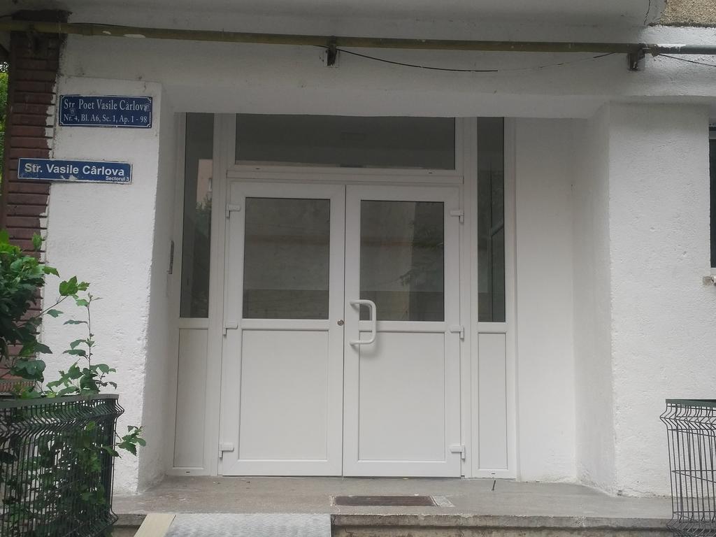 Marina Studio Apartment Bucharest Exterior photo
